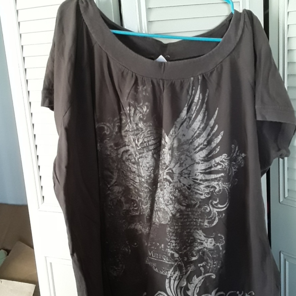 Brown printed t-shirt